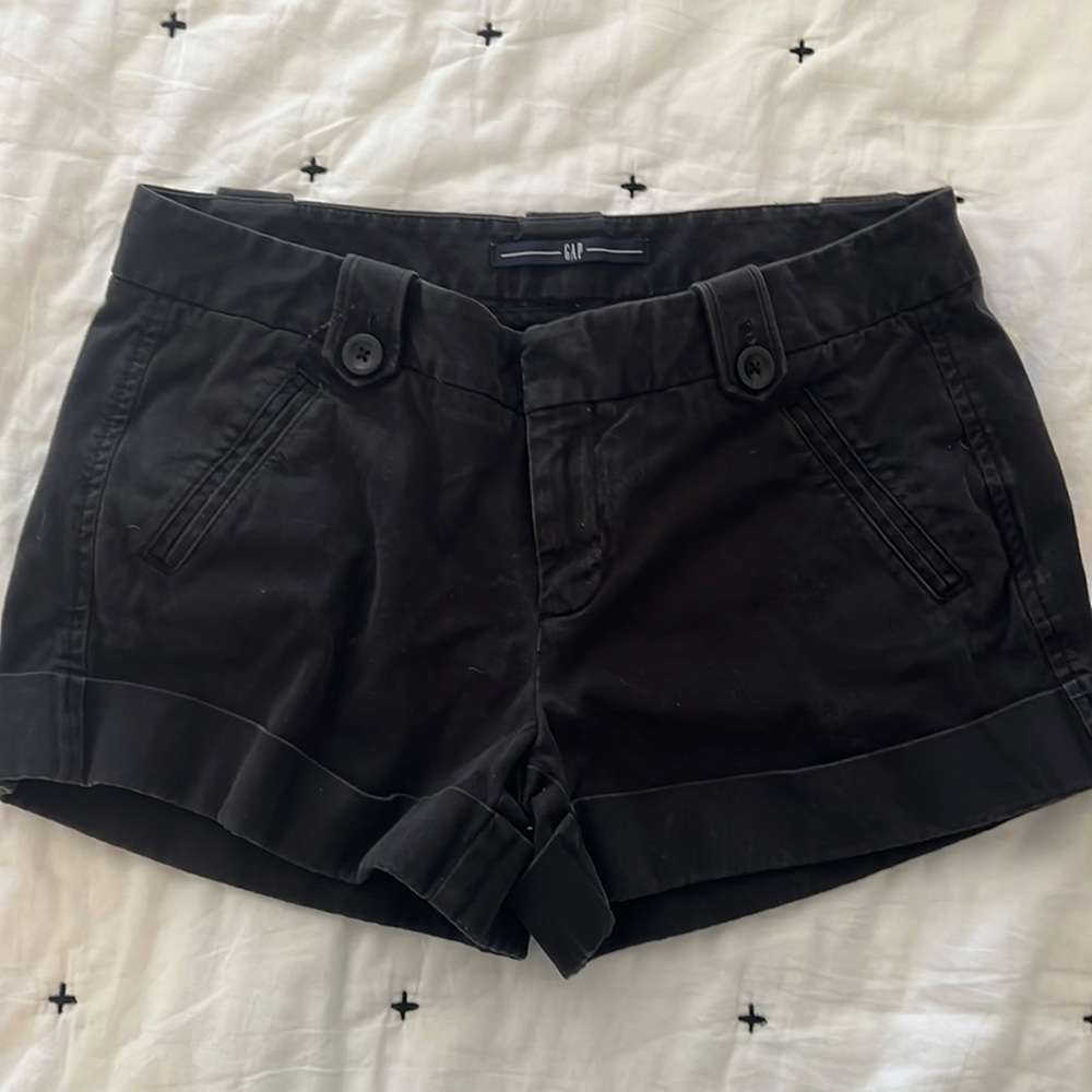 Gap black shorts size 4